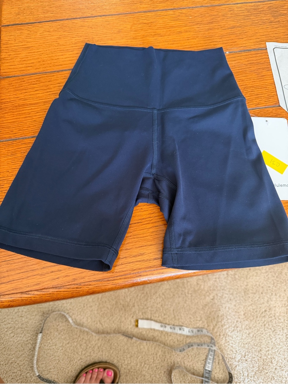 lululemon Black High-Rise Bike Shorts 2 NWT there is a pick on the threading.